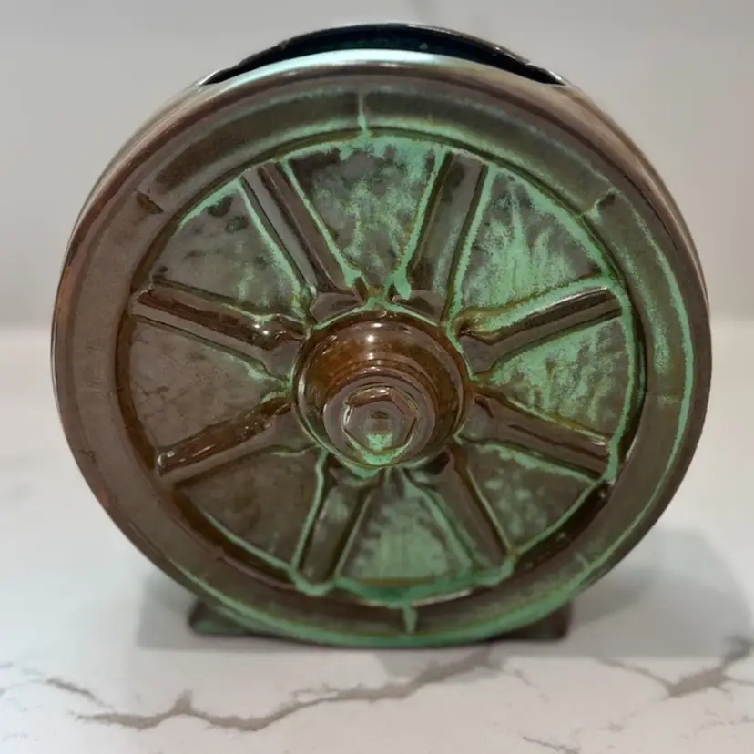 Vintage Frankoma Wagon Wheel Vase - 6.5” Tall X 6.5” Wide Prairie Green Glaze