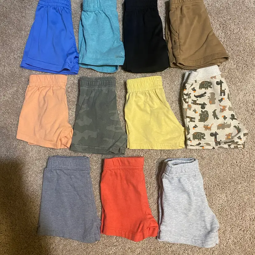 Garanimals Boy's Size 18 Months 11-Piece Bundle of Shorts