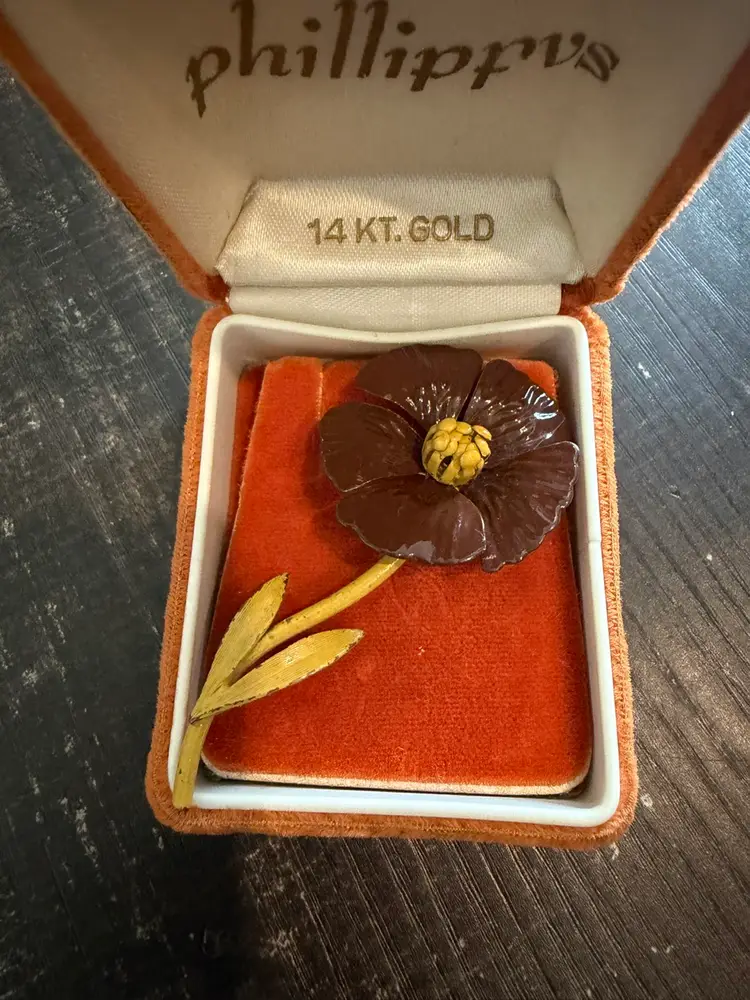 Vintage Retro Flower Brooch
