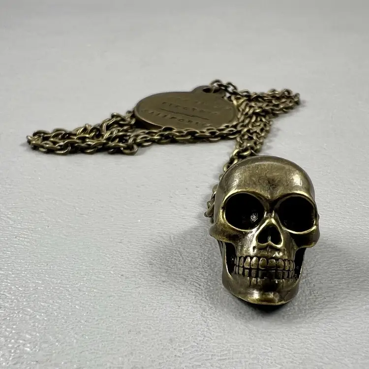 Electric America Metal Skull Pendant Necklace Gothic California USA 15" Gold Tone Costume