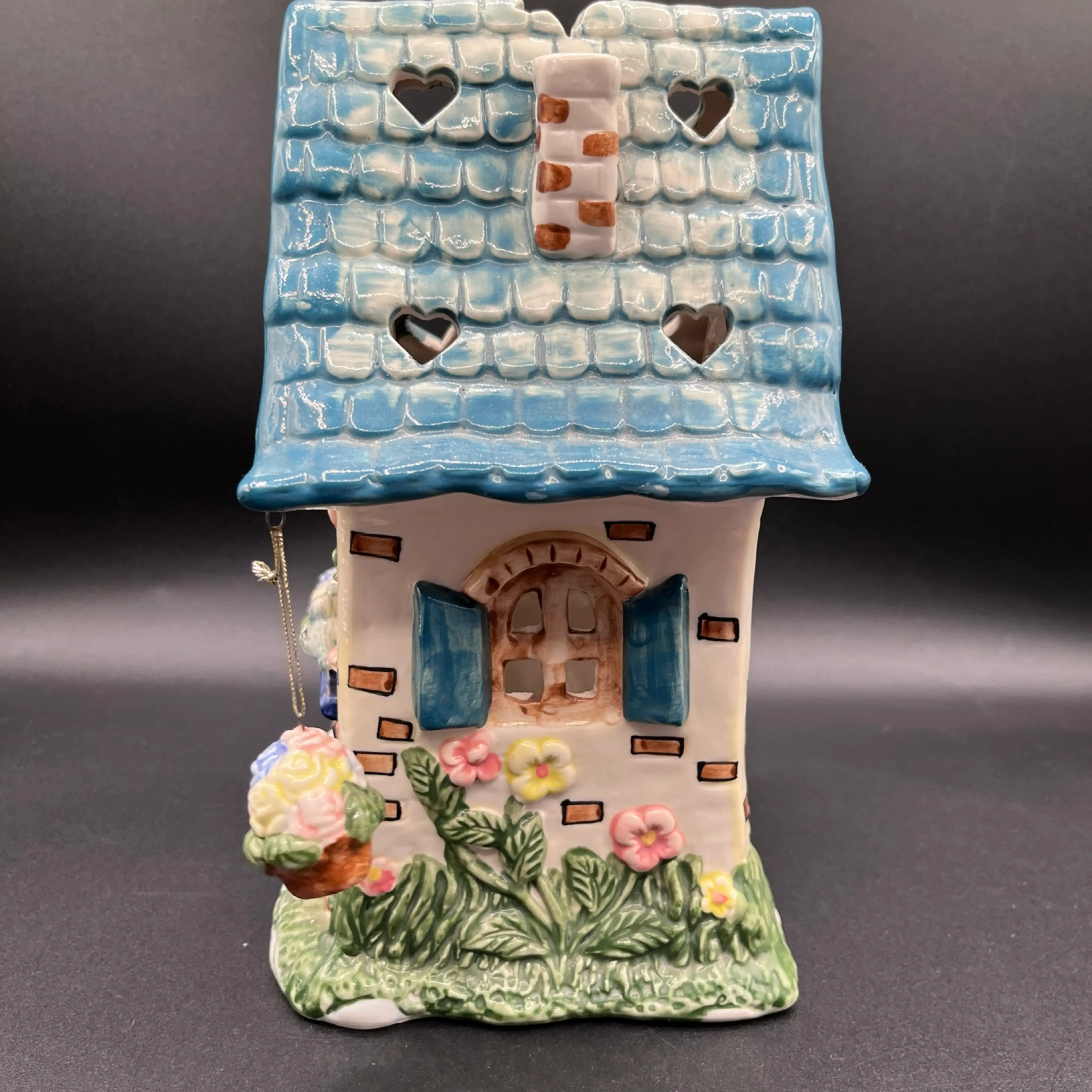 Image 4 of 10