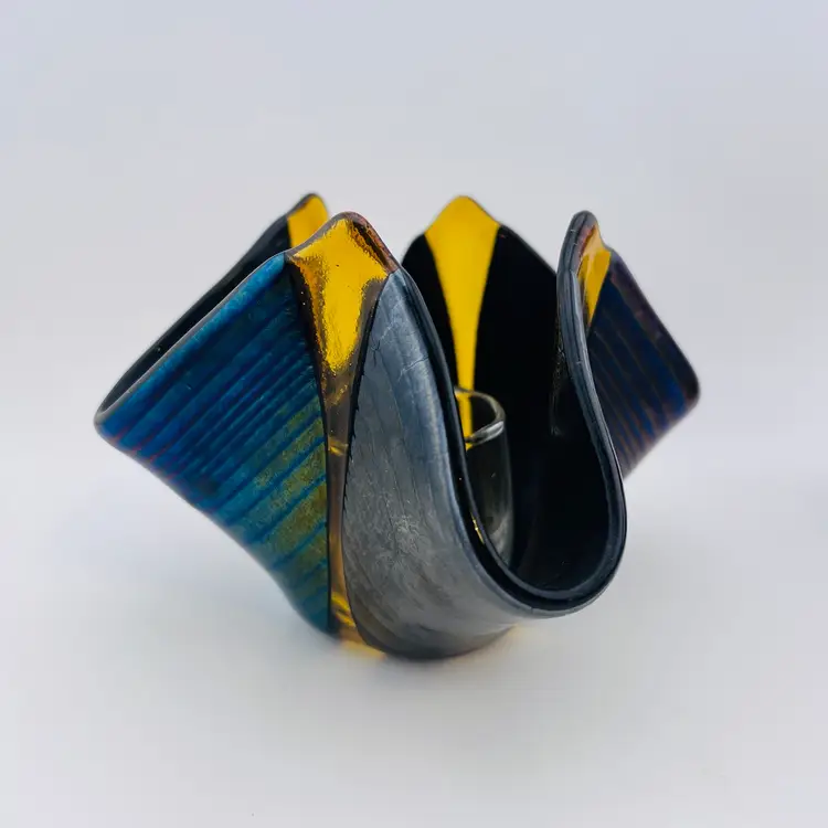 For The Art Glass Lover! 🎁 Beautiful Signed S Spalding 2002 Metallic Oil Spill And Amber Fluted Votive Bowl 4”x 6”