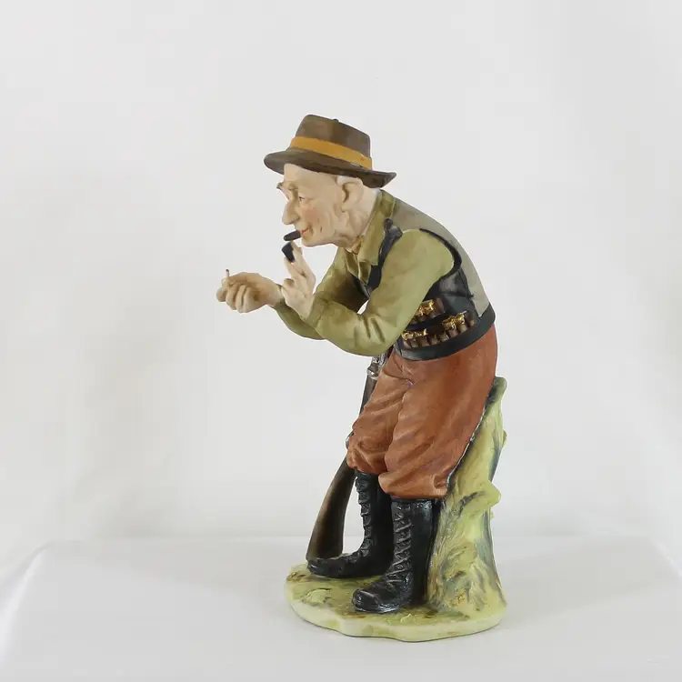 Old Man Hunter Porcelain Figurine 1970's Highly detailed (E)
