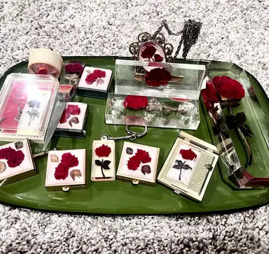 🌹Lucite Goodies And More! 🌹