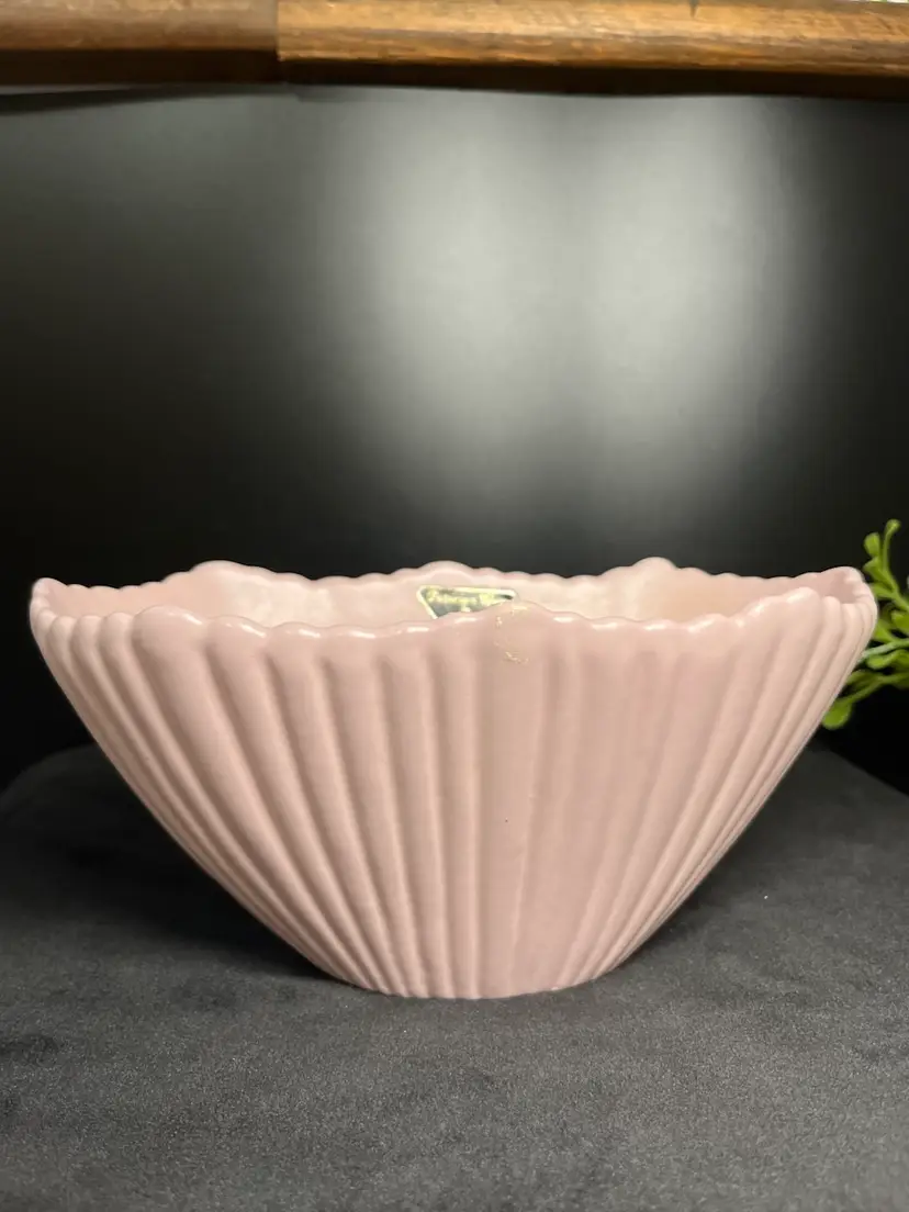 Patrician Ware-Terrace Ceramics Zanesville OHIO, Blush Pink Ovalish Small Ribbed Planter, Candy Dish or Vase