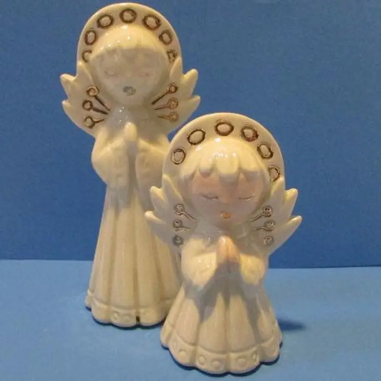 set of 2 vintage white ceramic angel praying signing figurines Christmas decor
