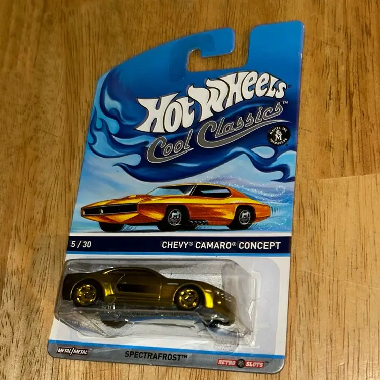 Hot Wheels Cool Classics Chevy Camaro Concept