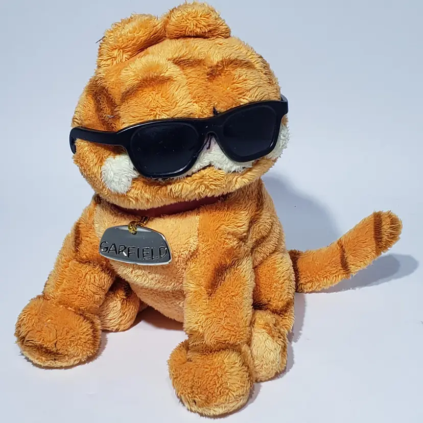 VTG TY Garfield with Sunglasses Cool Cat Plush 2004 Collar with Metal Nametag