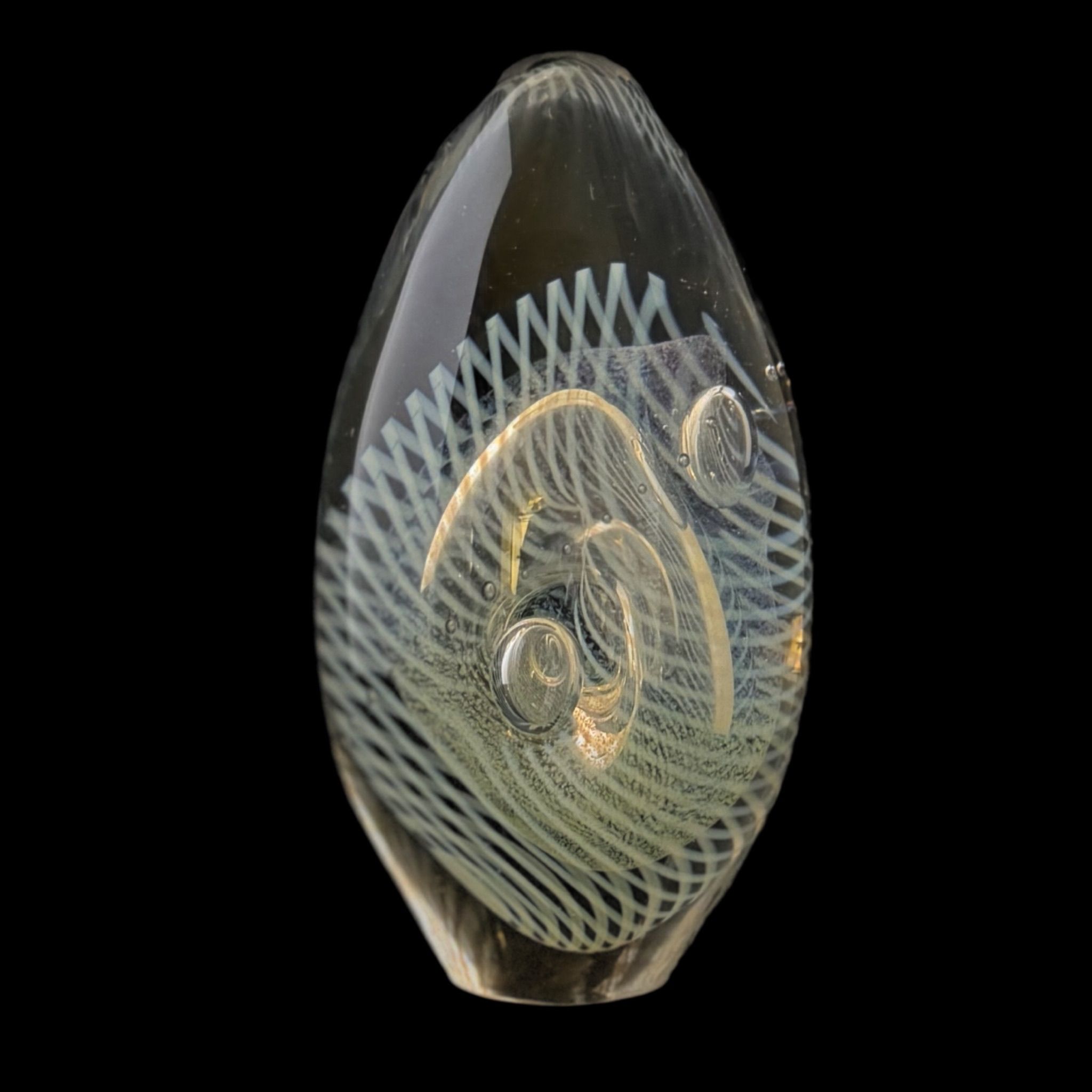 Niknax · Robert Eickholt Paperweight Signed 1997 Egg Shape Clear