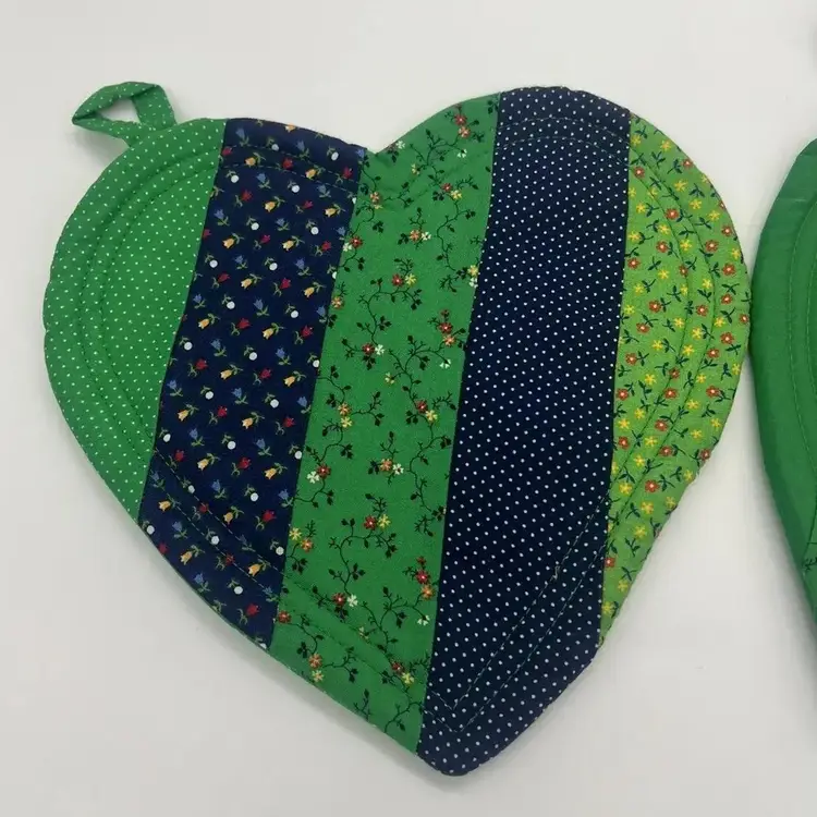 Pair Of Vintage Handmade Fabric Heart Potholders Hot Pads Trivets Green Blue