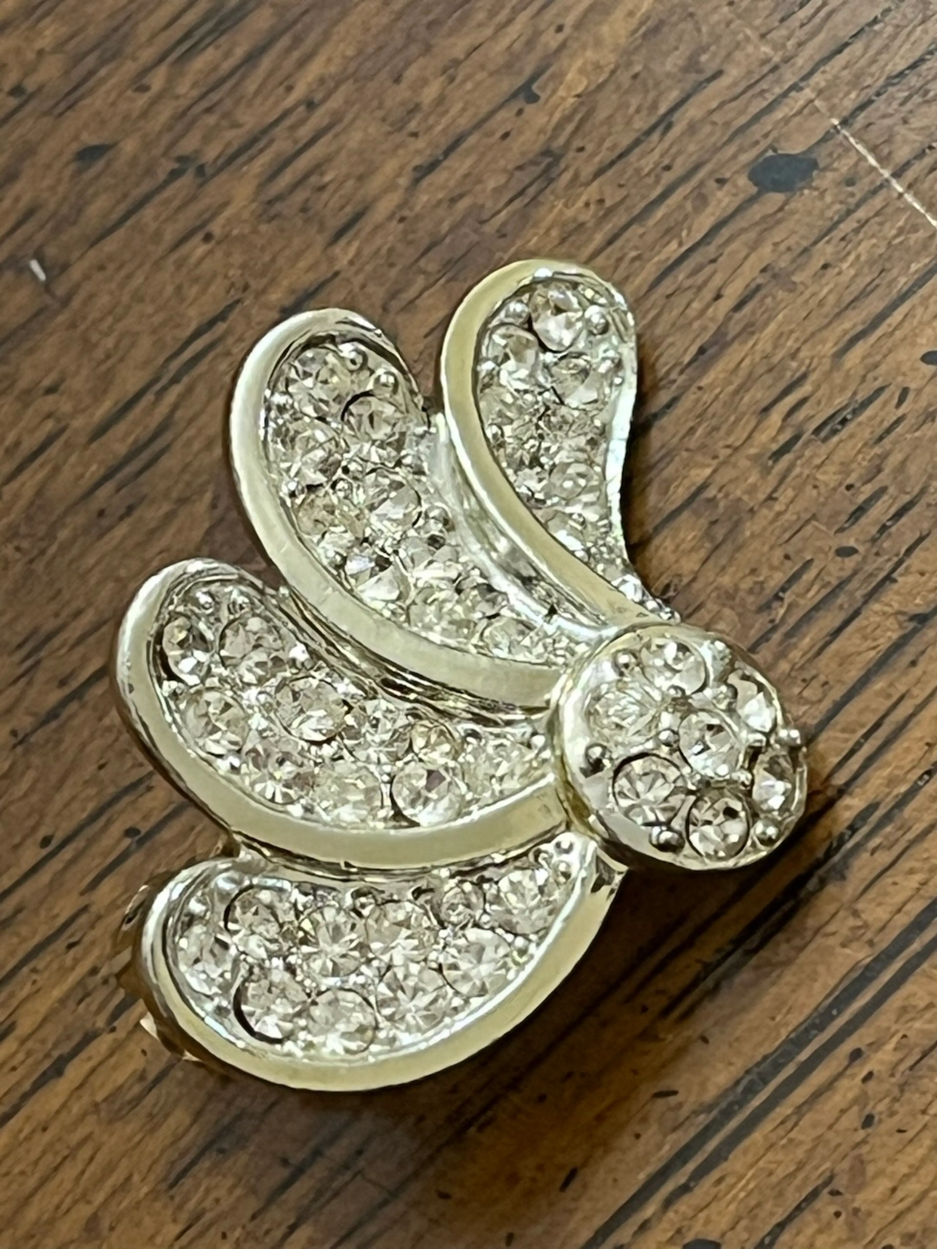 Image 2 of 8