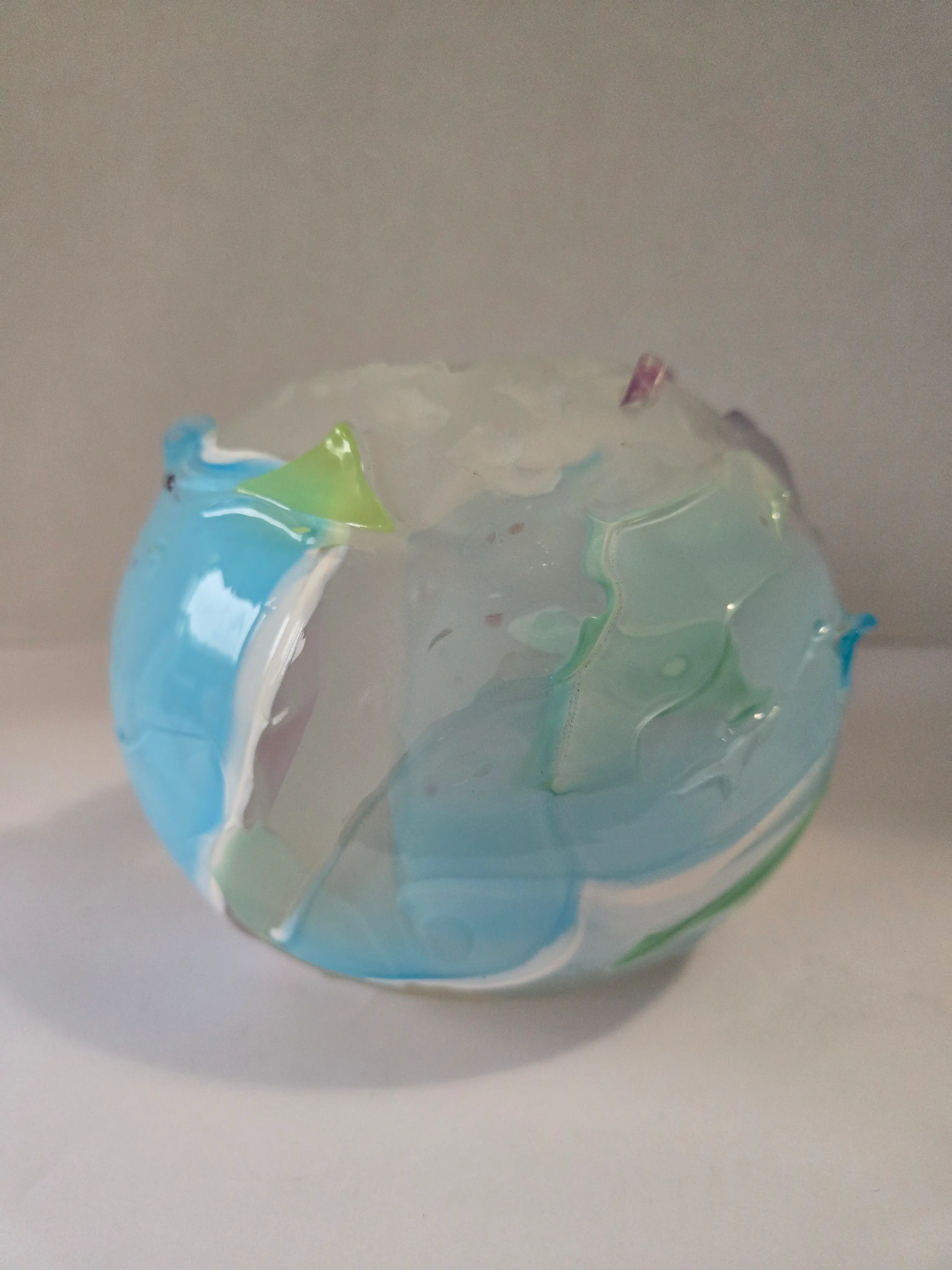 Image 2 of 8