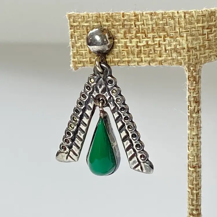 Green Chalcedony Teardrop Mexcio Silver Articulated Dangle Screwback Earrings