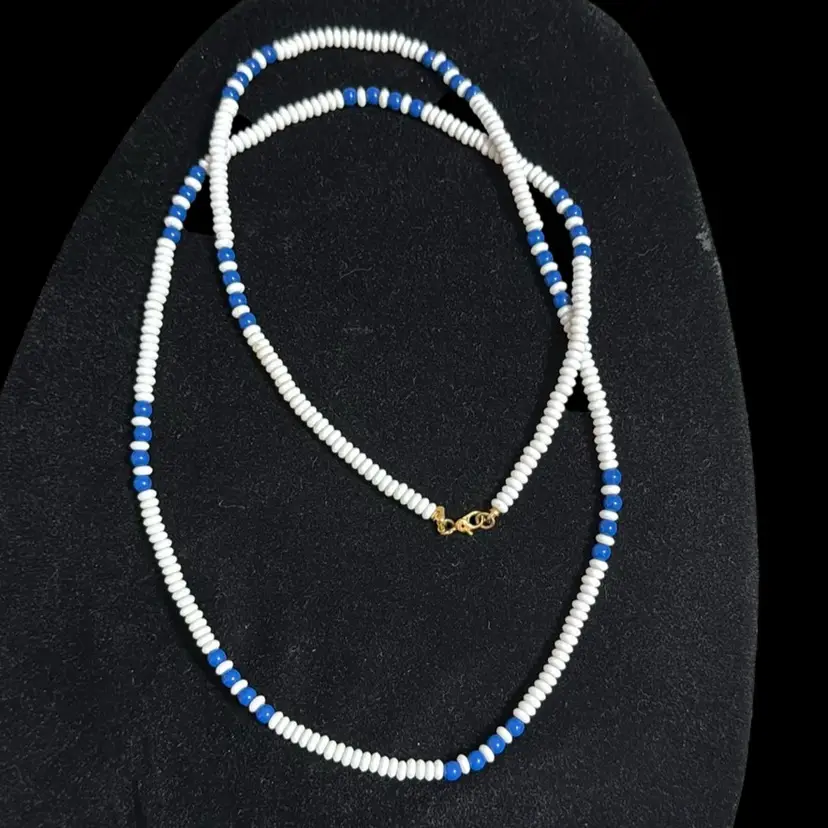 Vintage MID CENTURY Monet White/Blue Bead Necklace 35 Inches