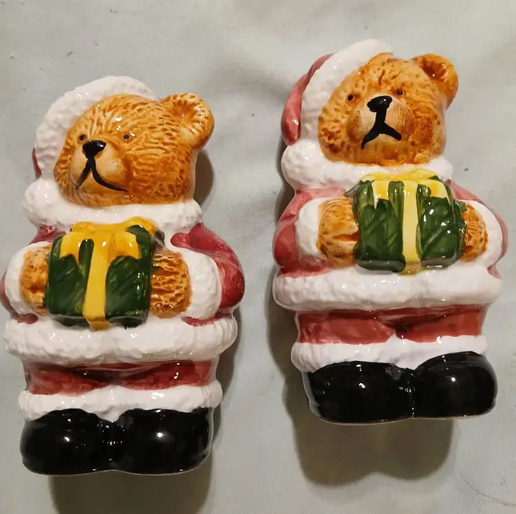 Christmas Teddy Bear Salt And Pepper Shakers
