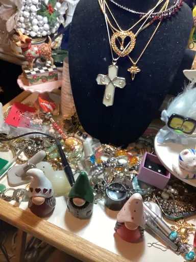 Gnomes Jewelry And More 