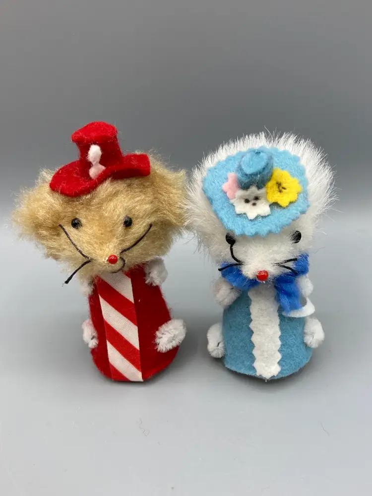 Vintage Handmade Mice Couple - Red and Blue