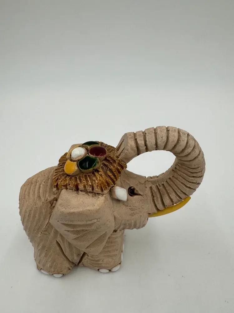 #01 Vintage Artesania Rinconada Elephant