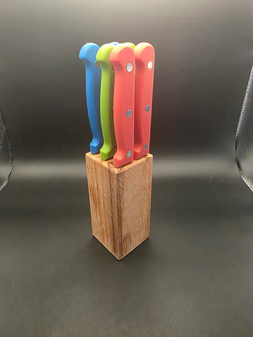 Block of 6 knives