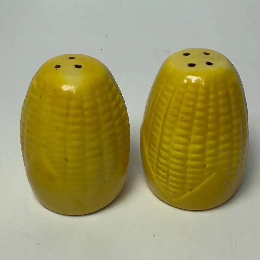 Vintage Pottery Corn on the Cob Salt & Pepper Shakers Cork Stoppers