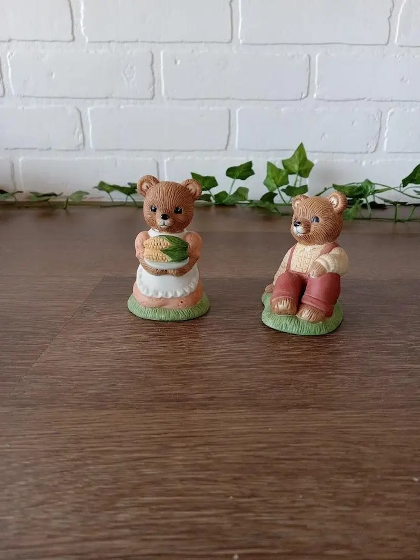 Vintage Set of 2 HOMCO #1462 Bears on Picnic