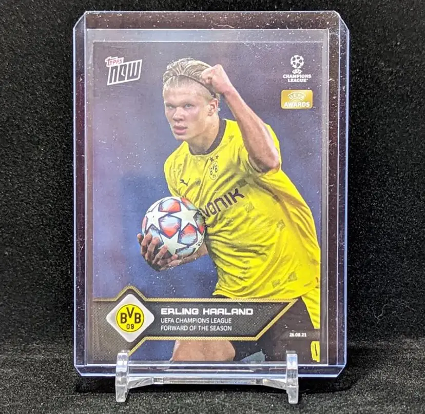2021 Topps Now #010 Erling Haaland Borussia Dortmund c-44
