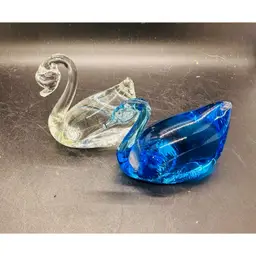 50. Pair of Vintage Blue & Clear Swans. Art Glass