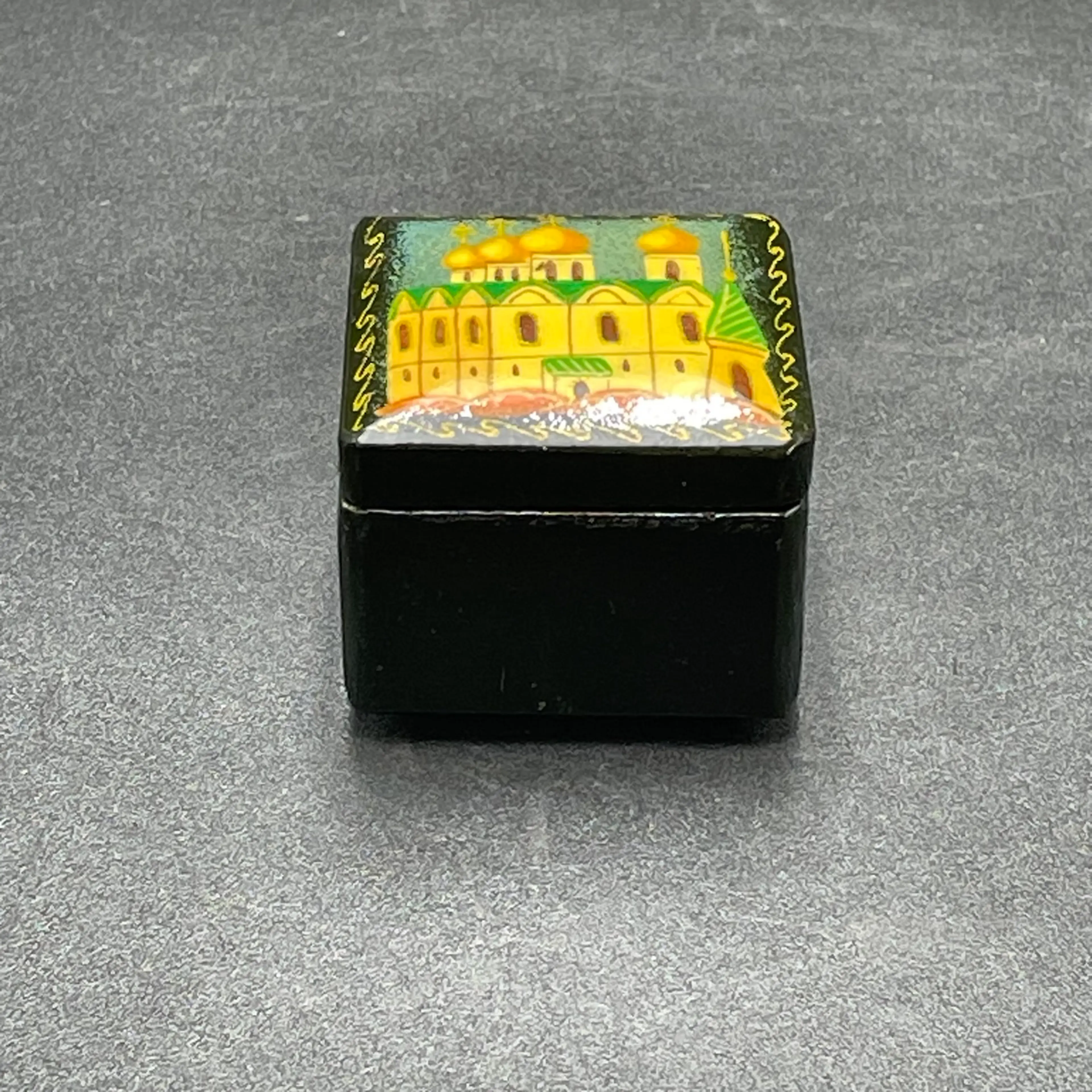 Image 2 of 10