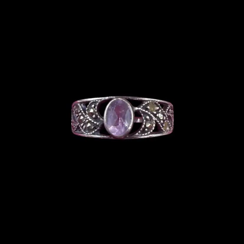 Vintage Sterling Silver And Amethyst Ring- Size 7