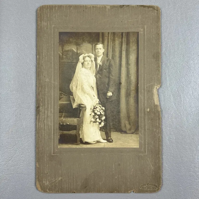 Antique Cabinet Card Wedding Portrait Photo West Bend Wis Louis Schreiber 6x9"