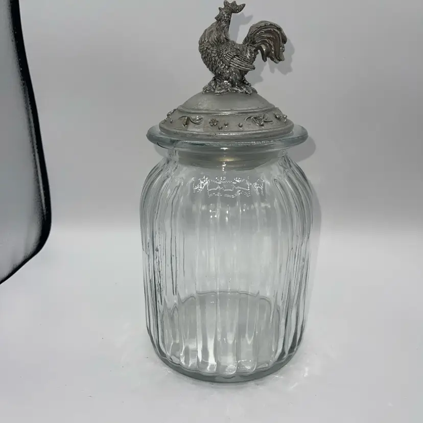 Vintage 11.5”Ribbed Clear Glass Canister with Rooster Lid Pewter Large Farmhouse