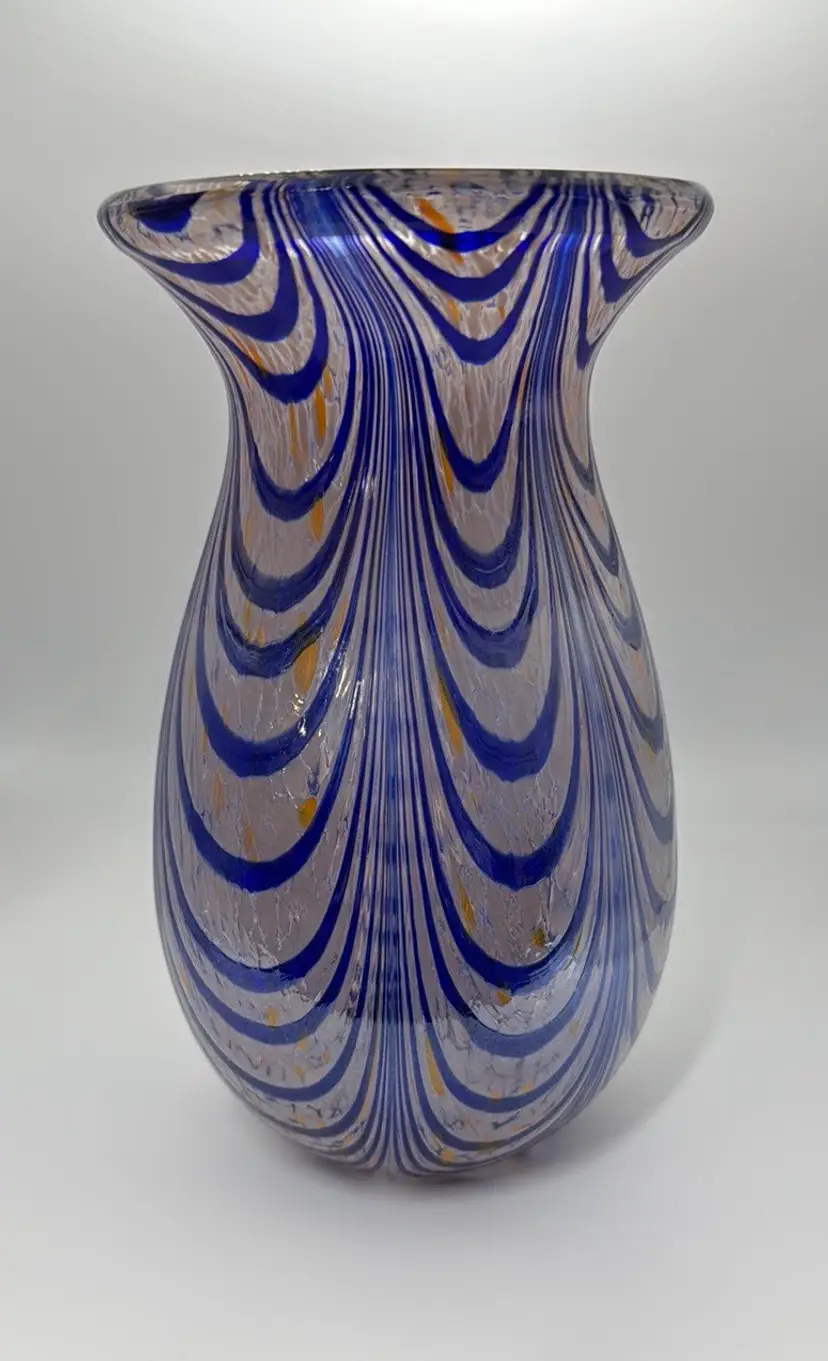 Hand-Blown Art Glass Pulled Feather 7" Tall Vase