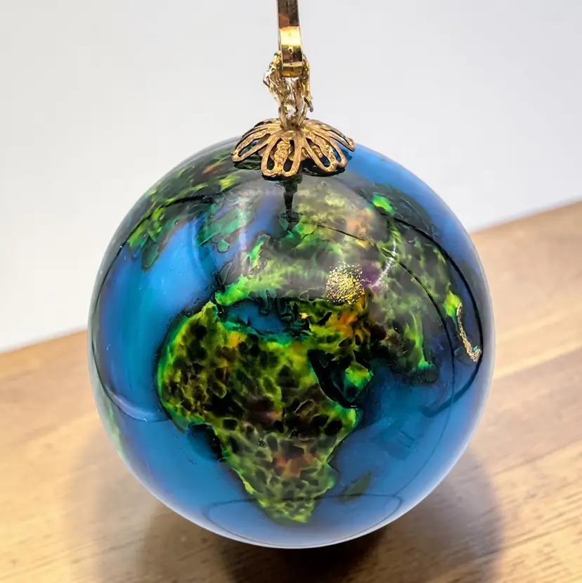 Vtg Department 56 Dept 56 Acrylic World Globe "Peace on Earth" Ornament HTF