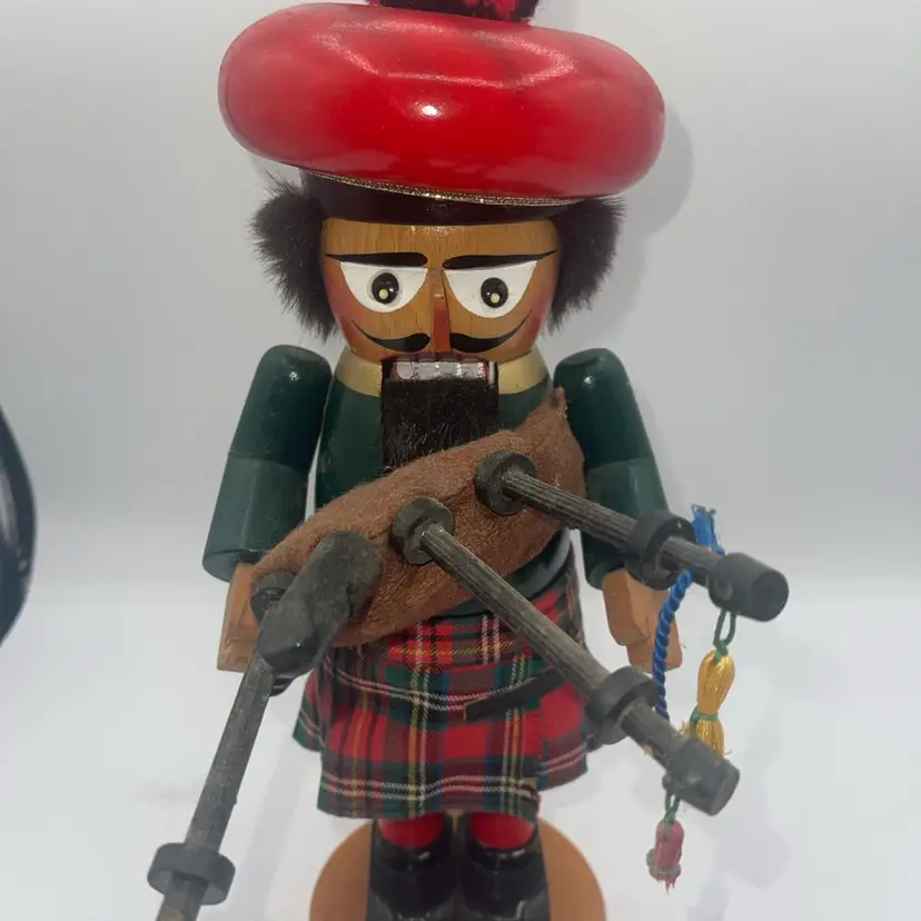 Steinbach Scottish Bagpiper 13” Nutcracker - Made in Germany No Box