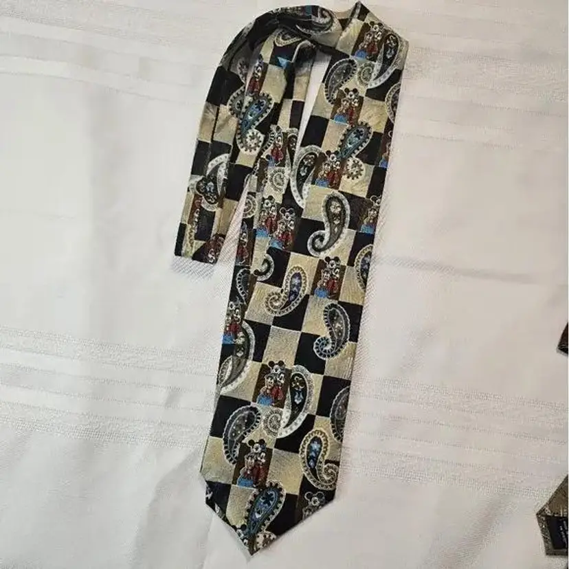 Disney Mickey Unlimited Vintage Paisley Tie with Goofy and Donald Duck