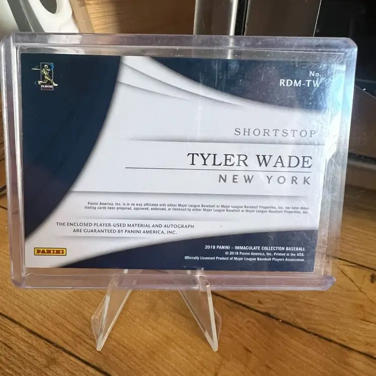 2018 Immaculate Dual Jersey Autograph Tyler Wade /49 New York Yankees
