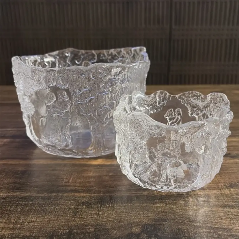 Kosta Boda Rhapsody Art Glass Bowls Set of 2 Kjell Engman Sweden Dancing Scene