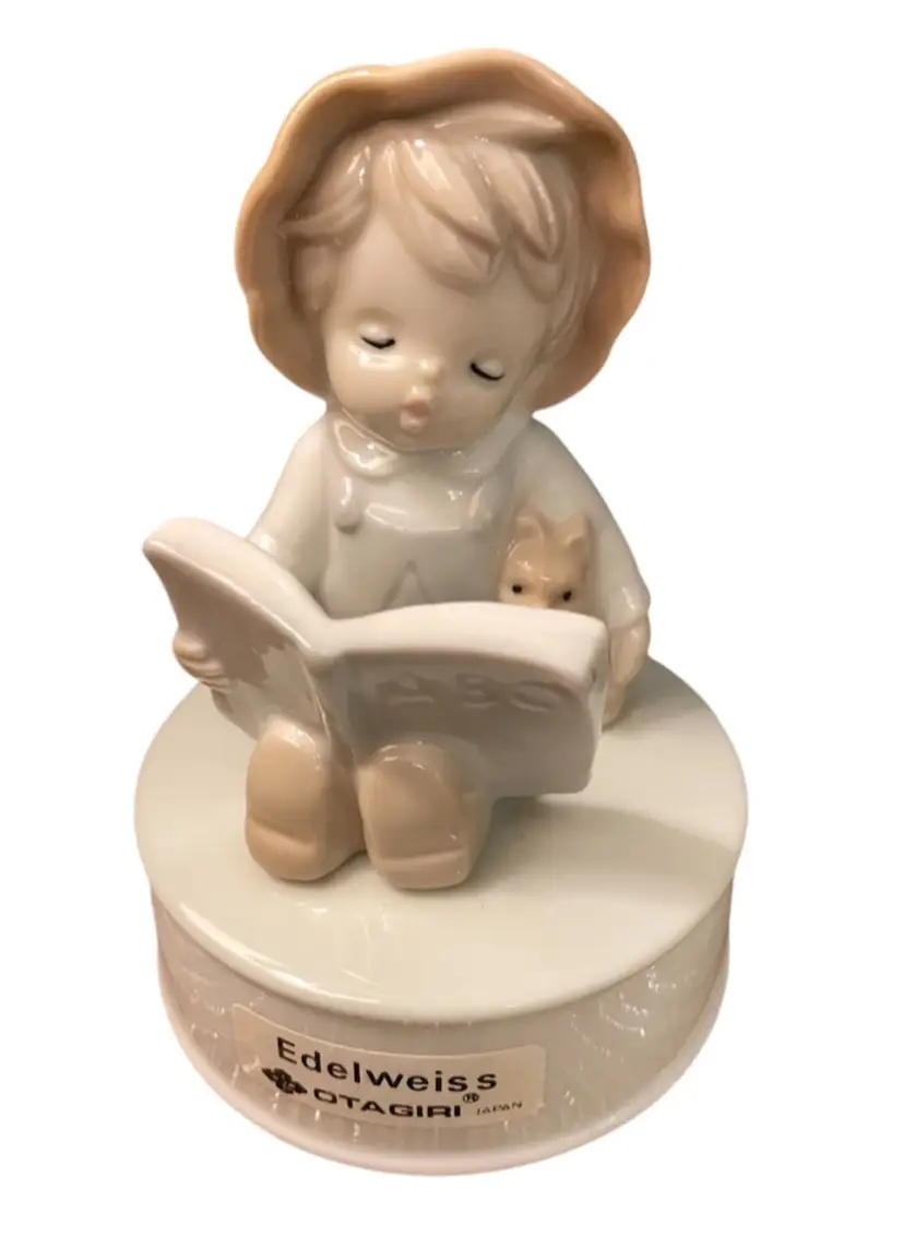 #01 Otagiri Japan Porcelain Musical Figurine. Plays Edelweiss. Adorable Child And A Kitten