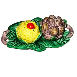 Vintage Japan Majolica Salt & Pepper Set Ladybug