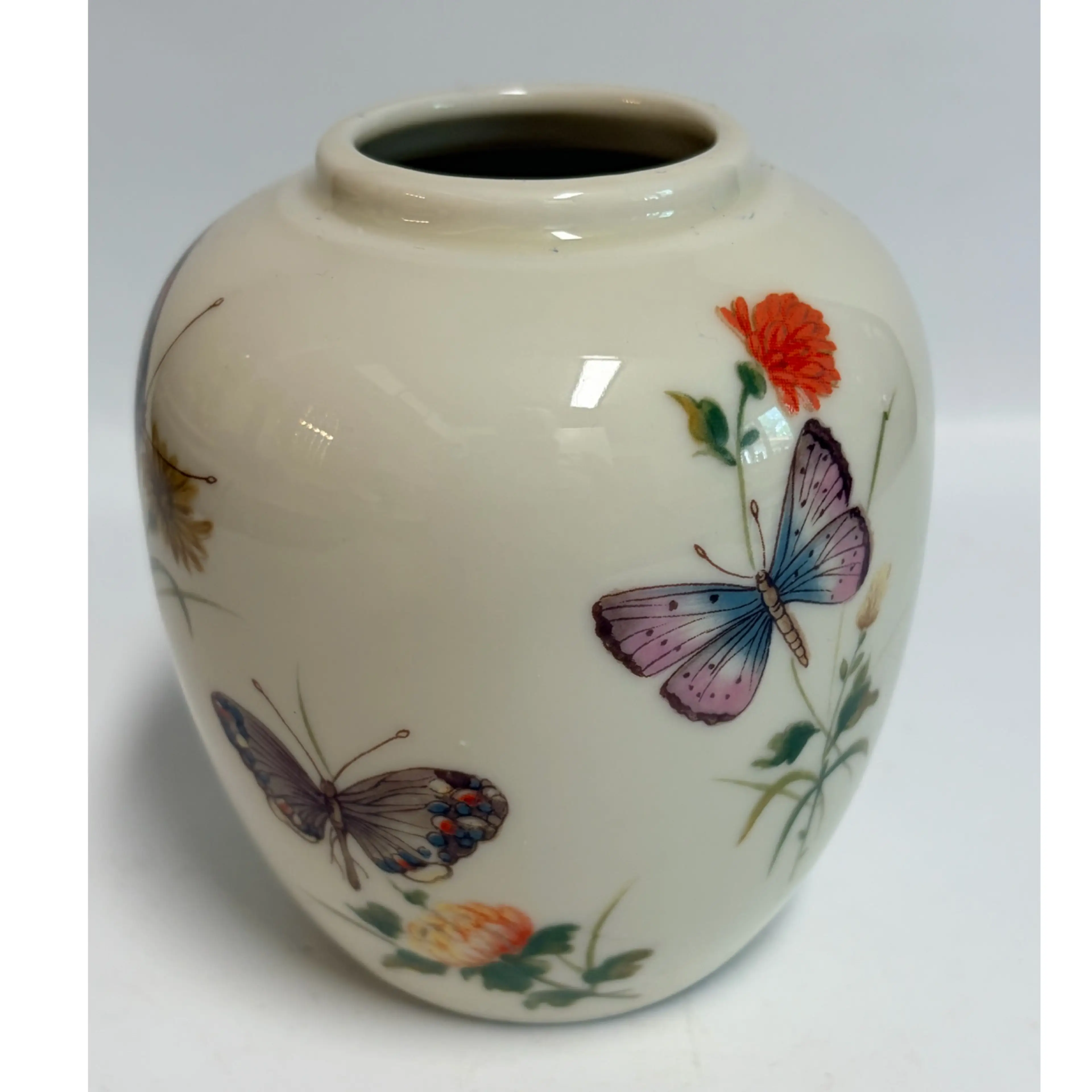 Image 2 of 10