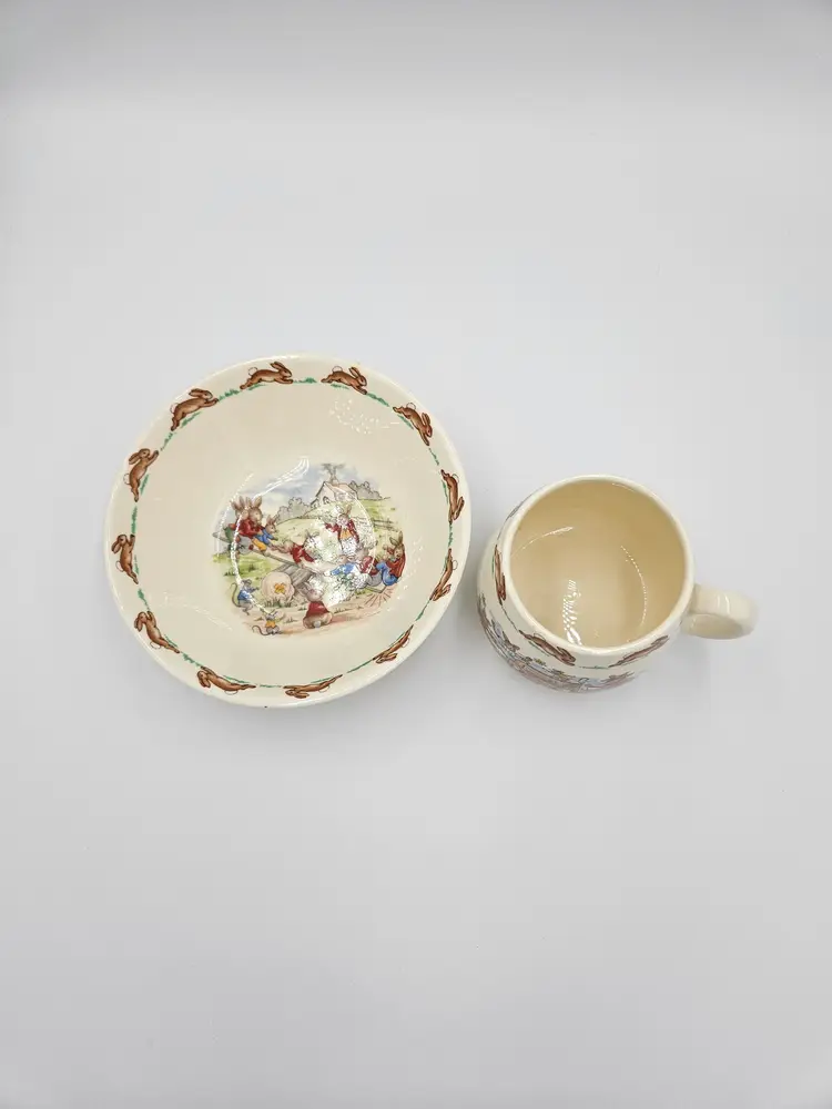 #TR26 Royal Doulton Bunnykins Bowl and Mug Set