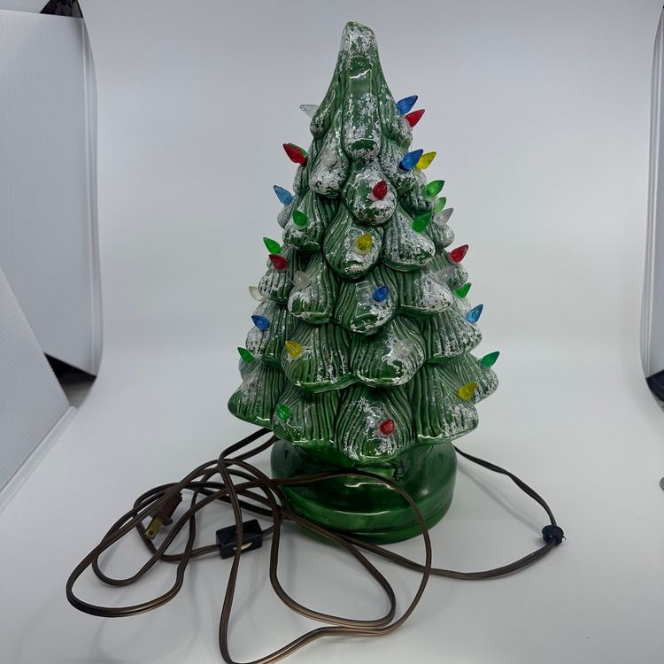 HIGHLY COLLECTIBLE Vintage 70s Ceramic Christmas Tree Light Up Snow Dusted With Base 13.5”