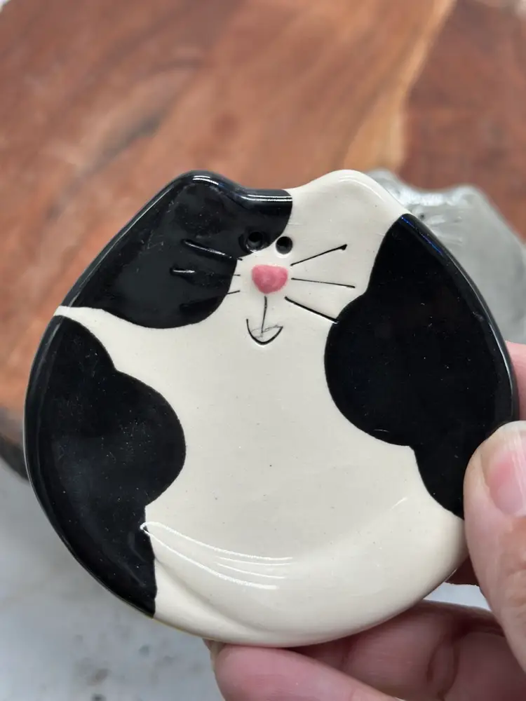 August Ceramics Tea Bag Dishes Cats Kittens Set Of 2 Feline