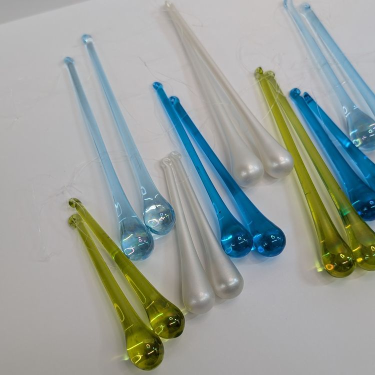 Pier 1 Glass Icicle Tear Drop Christmas Ornaments Set of 18 Green White Blue