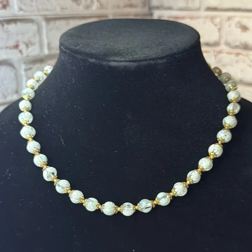 Vintage Venetian White Knotted Floral Murano Millefiori Lampwork Art Glass Bead Necklace