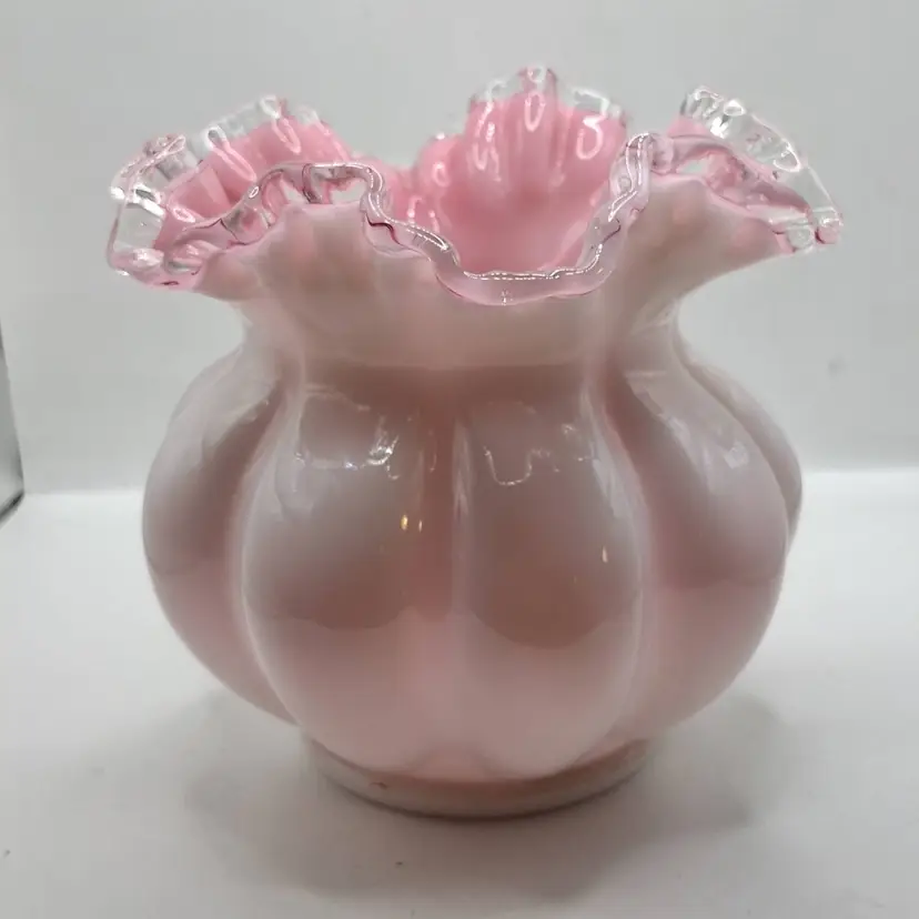 Vintage Fenton PEACH CREST, Melon Rose Vase w/Charleton Rose Design