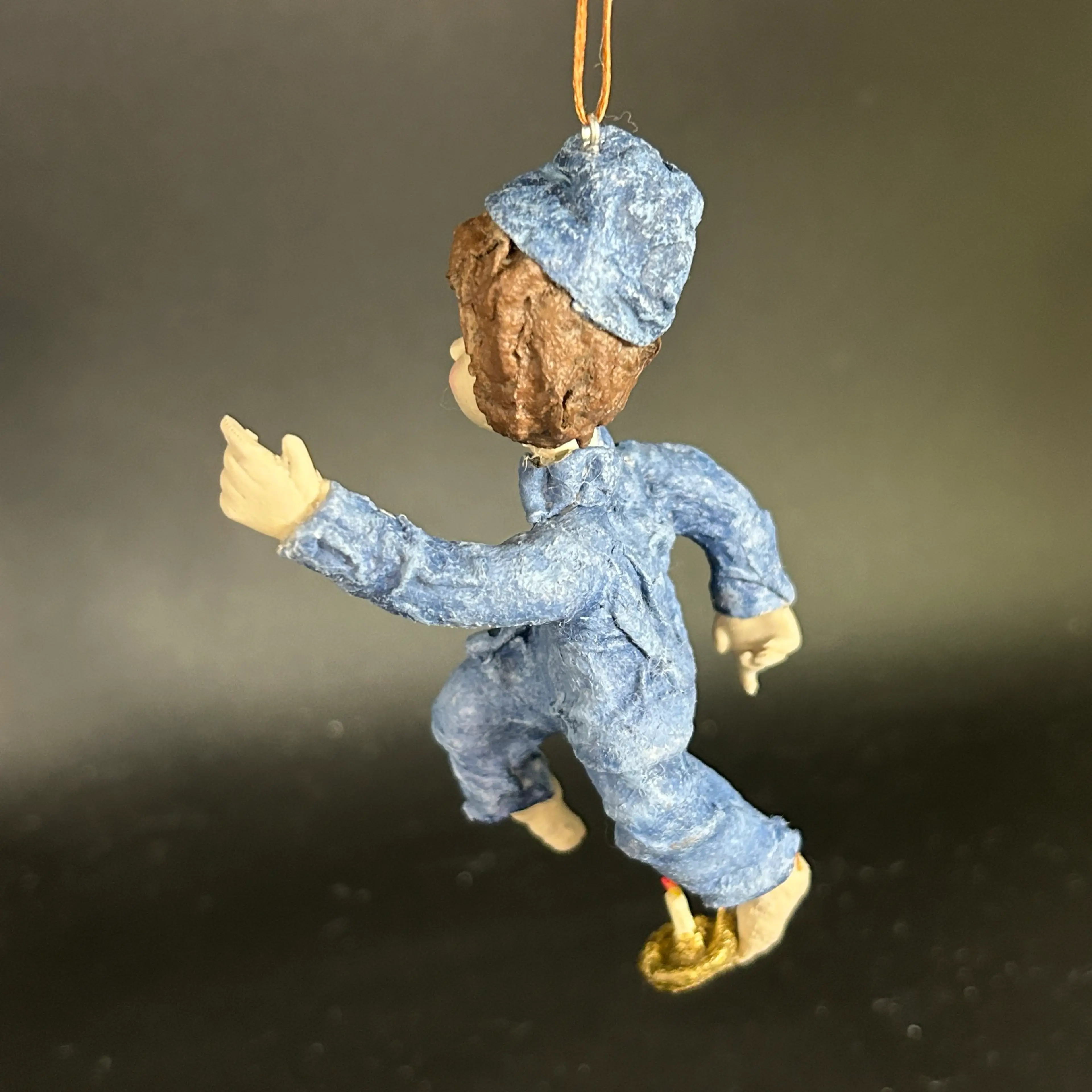 Image 2 of 6