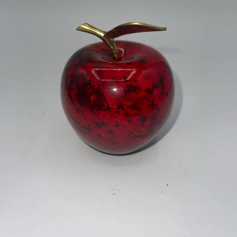 Red Marble Apple Paperweight Figurine w/Brass Leaf & Stem 3.75”