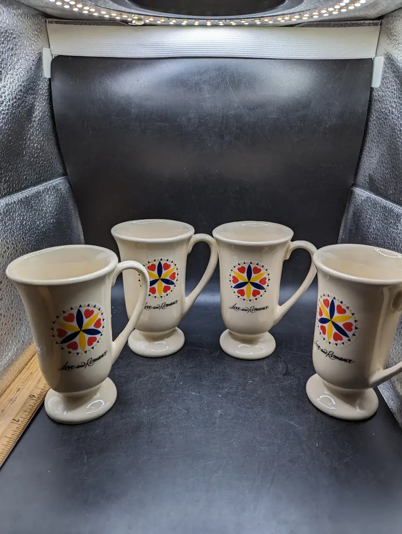 Set of 4 Vintage Pennsylvania Dutch 4.5" Pedestal Irish Coffee Tea Mugs Beige Love and Romance