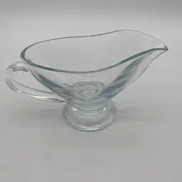 Clear Glass Gravy Boat - Hefty